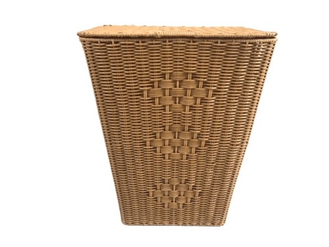 Ultimate Tapered PE Resin Diamond-Weave Laundry Hamper with Lid